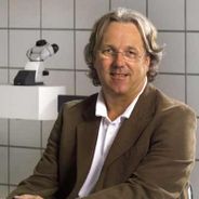 DR. BERNHARD WIENERROITHER