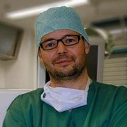 DR. MANFRED DICHTL